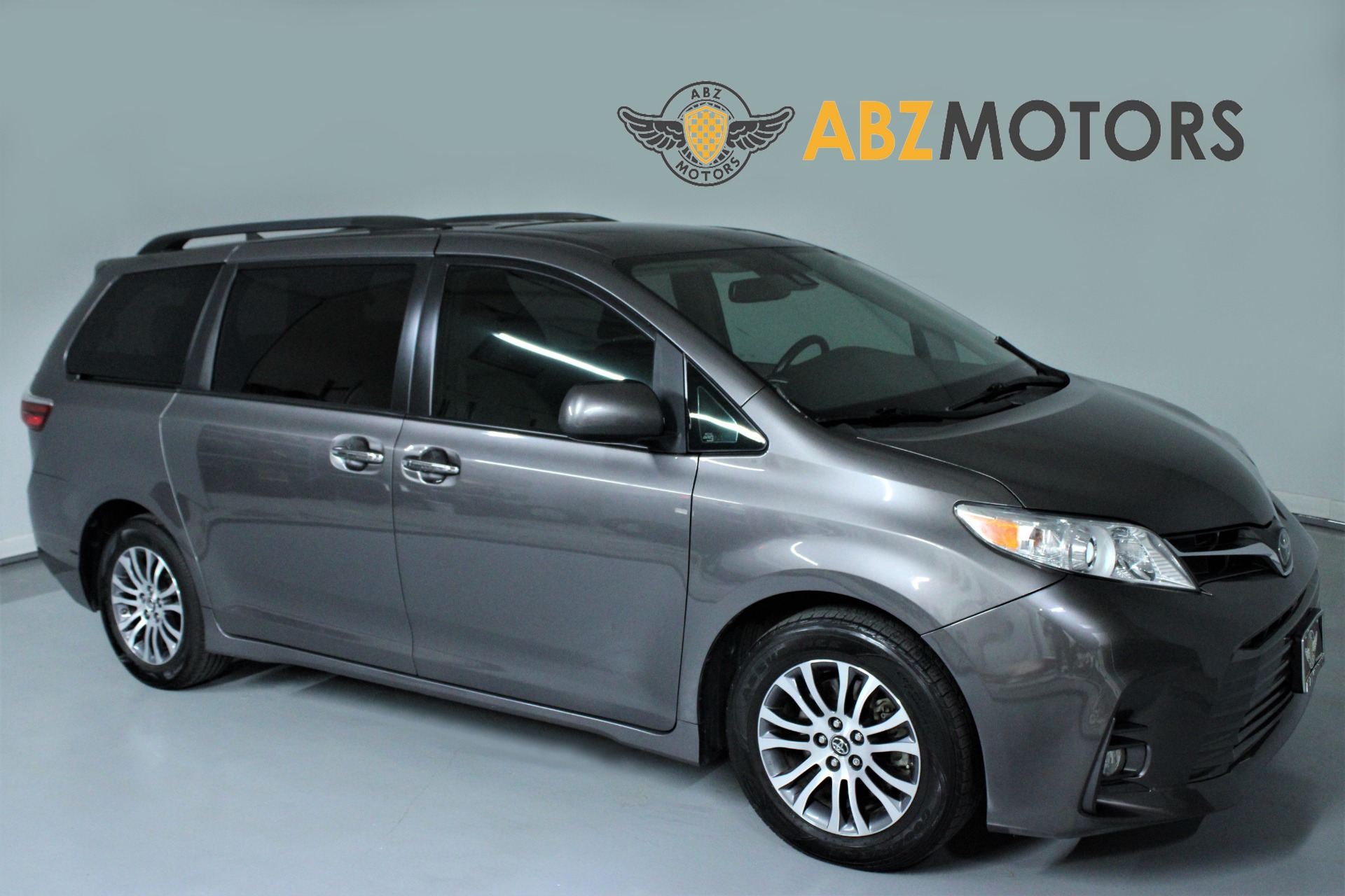 2019 toyota sienna hot sale xle for sale